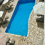 Vladimiros Apartments